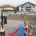 Постављено игралиште за децу на Тргу Св. владике Николаја 