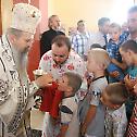 Епископ Теодосије служио Свету Литургију и освештао нову крстионицу у Шилову код Гњилана