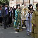 Патријарх Иринеј служио у храму Свете Тројице у Београду