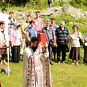Прослава празника Педесетнице на рушевинама манастира Св. Тројице у Мушутишту
