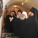 Patriarch Irinej of Serbia venerates shrines in Moscow