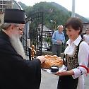Bishop Hrizostom of Zvornik-Tuzla serves memorial service for victims of the Patriotic War