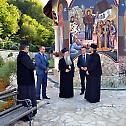 Епископ Хризостом у првој посети манастиру Сасе