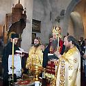 Епископ Јоаникије одликовао заслужне појединце Златном медаљом Светог Георгија
