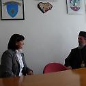 Епископ Атанасије посетио Основну школу у Босанском Петровцу