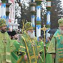 На празник Светог Сергија Радоњешког Митрополит волоколамски Иларион служио Божанску Литургију у  Свето-Сергијевској лаври Свете Тројице