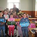 Деца новосадских школа обрадовала своје вршњаке на Косову и Метохији