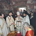 На задушнице митрополит Амфилохије служио у манастиру Орахово