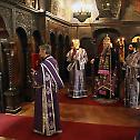Изношење плаштанице у капели Светог Симеона Мироточивог