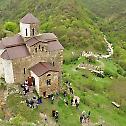 У древном храму узношене молитве за мир на Кавказу