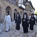  Свечано прослављен Видовдан у манастиру Грачаници и одслужен парастос косовским јунацима на Газиместану