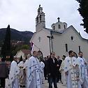 Митрополит Амфилохије служиоу цркви Светог Спиридона у Ђеновићима