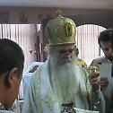 Metropolitan Amphilochius serves Liturgy in Recife