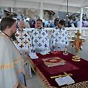 Литургија на празник светог Теодора Стратилата у Манастиру Острог