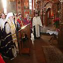 Девет стотина људи дочекало  Српског Патријарха Иринеја у Хамилтону на Бартону