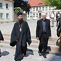 Епископ Сергије код бискупа Хилдесхајма