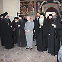 Принц Чарлс посетио Светоархангелски манастир у Ковиљу