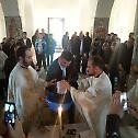 Крштење у Белом Пољу код Пећи први пут након рата