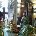 Литургија у руској цркви на Ташмајдану у част празника иконе „Достојно јест“