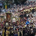 Више од 80.000 верника у литији улицама Кијева