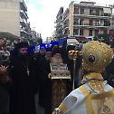 Thousands of Greeks venerate Belt of the Theotokos 