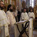 Епископ топлички Арсеније служио у цркви Светог Преображења Господњег на Видиковцу