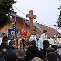 Освештан српски заветни крст у Винковцима