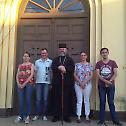 Посета eпископа Кирила верницима у провинцији Ћако