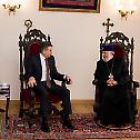 Премијер Јерменије посетио Свети Ечмиадзин