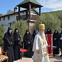 Митрополит Амфилохије служио у манастиру Свете Матроне Московске у Грбљу