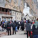Недјеља мироносица у манастиру Острогу