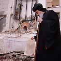 Сиријски патријарх Игњатије Јефрем II посетио разорени манастир у Деир ез Зору