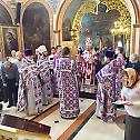  Богослужбене активности епископа Антонија у Москви