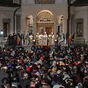 Thousands attend Paschal midnight service in Bucharest: ‘This feast gives a meaning to the whole existence’