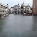 Катедрала Светог Марка у Венецији под водом