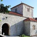 Владика Атанасије служио у Петропавловом манастиру