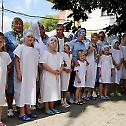 Новомосковск: Крштено 100 деце на Дан крштења Руса