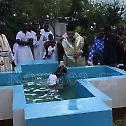 Танзанија: Крштено 230 Африканаца, многи бивши муслимани