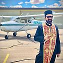 Православни свештеник благословио Ел Пасо  с неба освећеном водицом