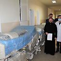 „Тројеручица“ поклонила болници 28 кревета