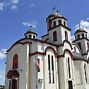  Епископ Сергије посетио храм у Оштрој Луци и манастир Клисину