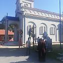 Враћен крст на храм у Трнави