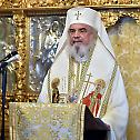 Патријарх Данило: Крст је блистав у Православљу. То није само символ смрти, већ и Христовог Васкрсења