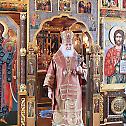 На Сабор новомученика и исповедника Руске Цркве патријарх Кирил богослужио у скиту Александра Невског