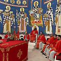 Крстопоклона недеља у Светосавском храму у Краљеву