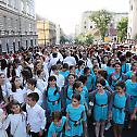 Tens of thousands of Belgraders in the Ascension Day Procession