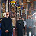  Епископ Фотије посетио дворовску парохију 