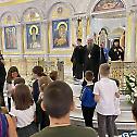 Хиљаде ученика и студената у Саборном храму Светог Саве на Патријарашкој Литургији и молитви за благословен почетак школске године