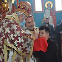Епископ Јован у канонској посети парохији корићанској