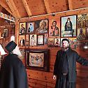 Епископ Атанасије посетио манастир на Воденој Пољани